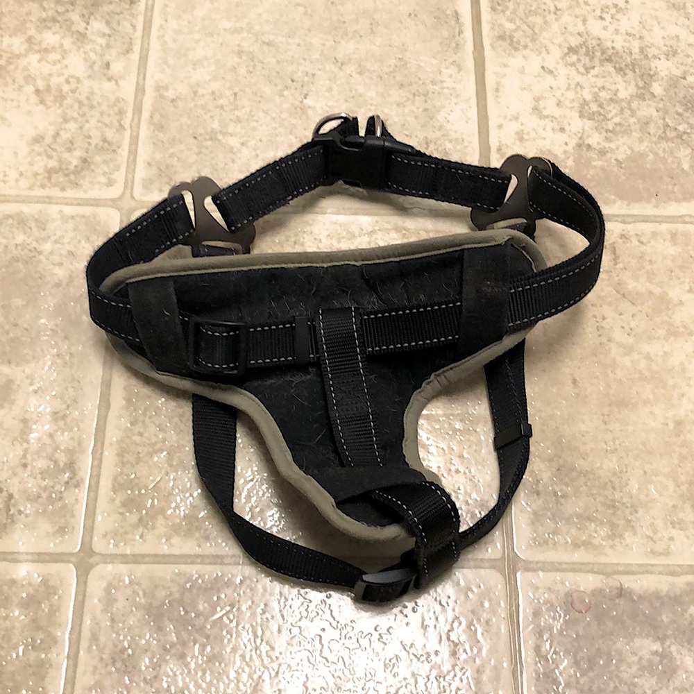 Black Padded Dog Harness for a Large Dog EUC